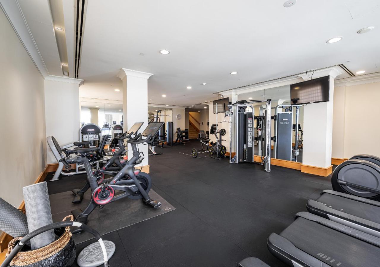 Duxton Hotel Perth Exteriér fotografie The gym at the hotel