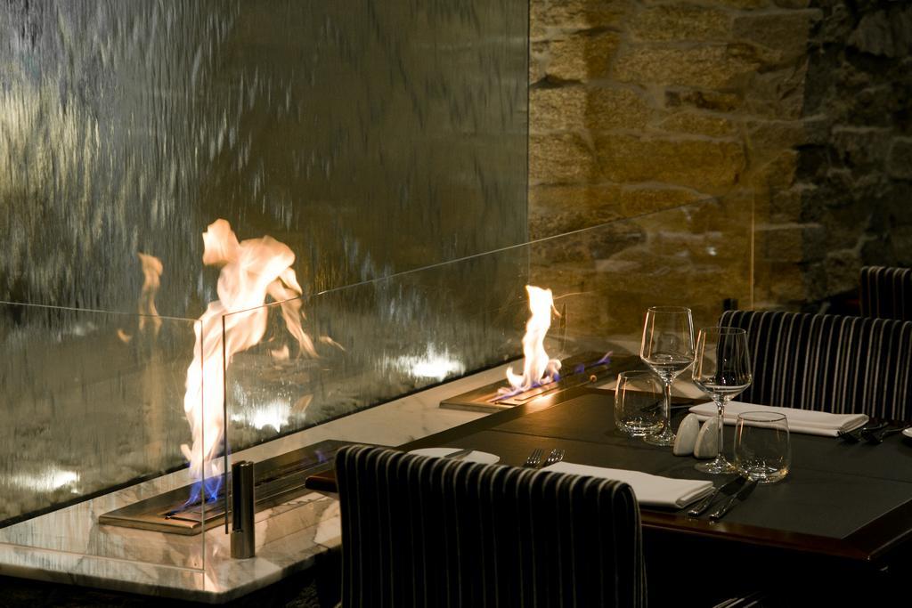 Duxton Hotel Perth Exteriér fotografie Interior of the restaurant